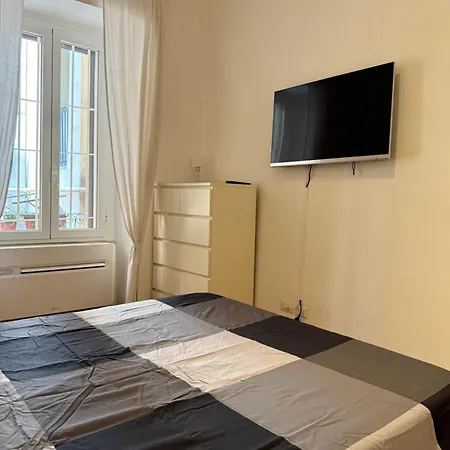Lägenhet Latini 76 Rom