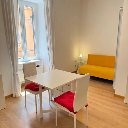 Lejlighed Latini 76 *